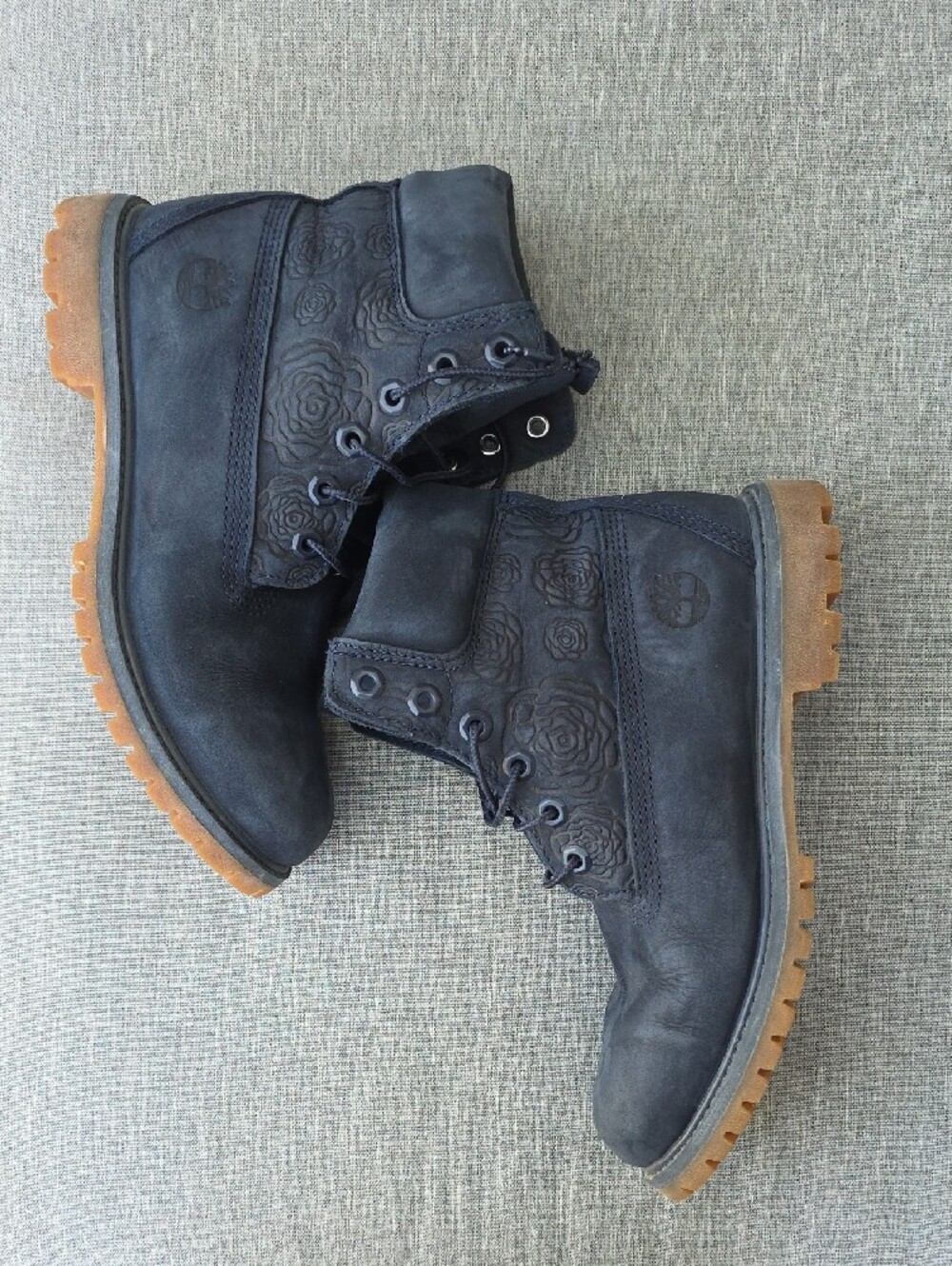 Timberland Premium 6-Inch Boots - Navy Embossed Floral/Rose Edition